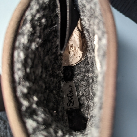 Step Abouts Rambler Brown Suede Zip Front Booties, Sz 8.5W - Picture 7 of 10